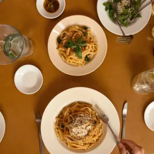 Manuela R. — Galería 3